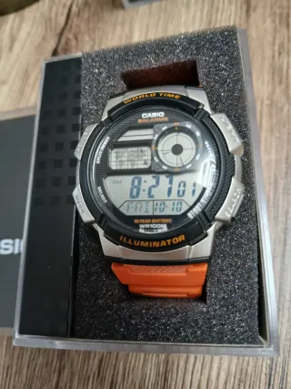 Reloj Casio World Time Digital Naranja