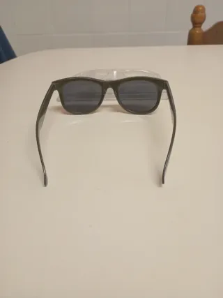 Gafas de sol negras