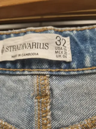 Falda vaquera larga con abertura