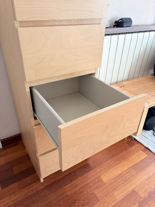 Cajonera de madera con 6 cajones