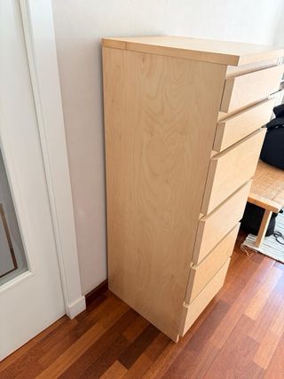 Cajonera de madera con 6 cajones