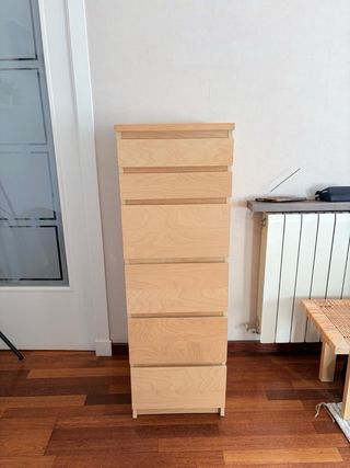 Cajonera de madera con 6 cajones