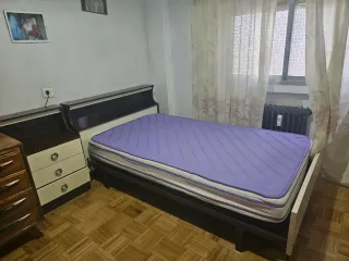 Sofá cama con somier y colchón nuevo