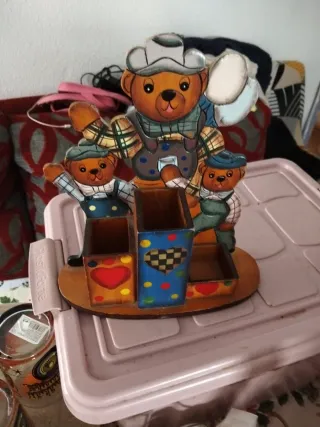 Portalápices de madera con ositos