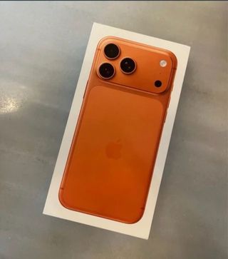 iPhone 17 Pro Max Naranja