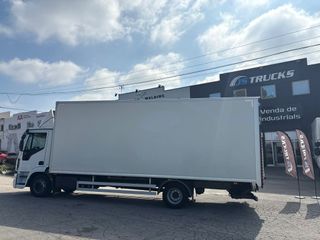 Camion rigido Iveco Eurocargo 120E21 2020