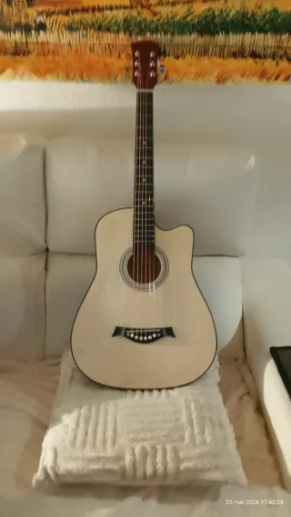 Guitarra Acústica Nueva