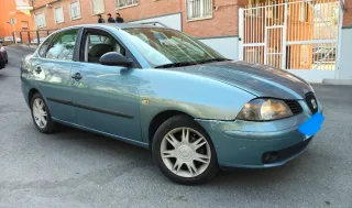 SEAT Cordoba 2005 pegatina C.159mil kilómetros