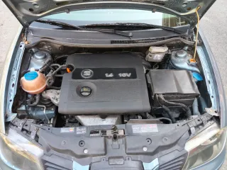 SEAT Cordoba 2005 pegatina C.159mil kilómetros