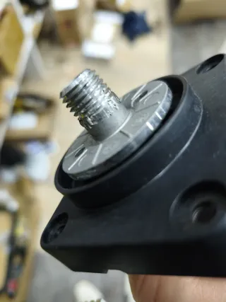 Motor cortacésped con cables