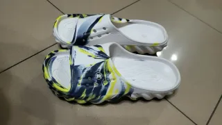 Chanclas de goma multicolor