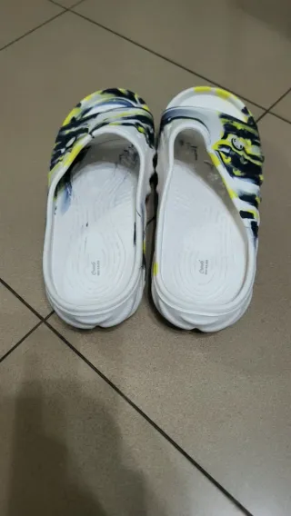 Chanclas de goma multicolor