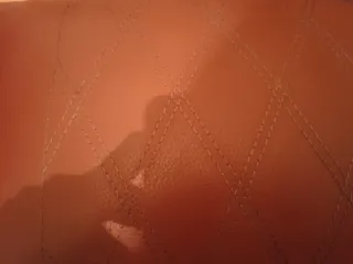 Cojín respaldo de piel para asiento de coche