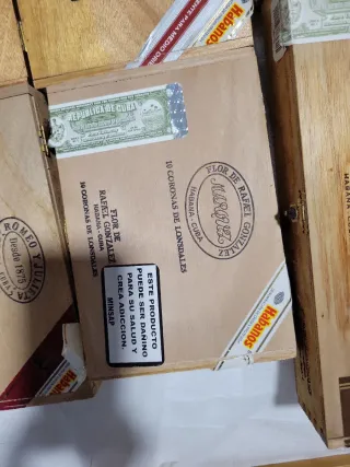 8 Cajas de Puros Vacías Diferentes