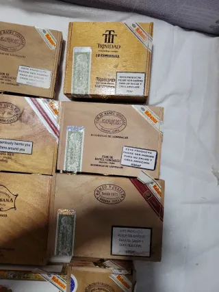 8 Cajas de Puros Vacías Diferentes