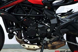 MV AGUSTA BRUTALE 800 ROSSO -A2-