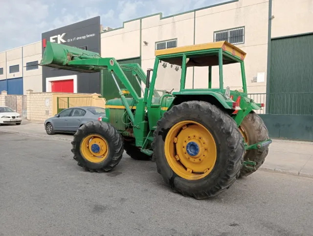 Tractor John Deere 3650