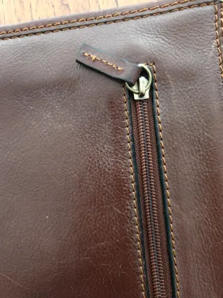 Cartera de piel tipo portafolios