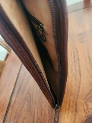 Cartera de piel tipo portafolios