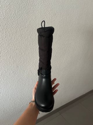 Botas altas negras talla 40 sin usar