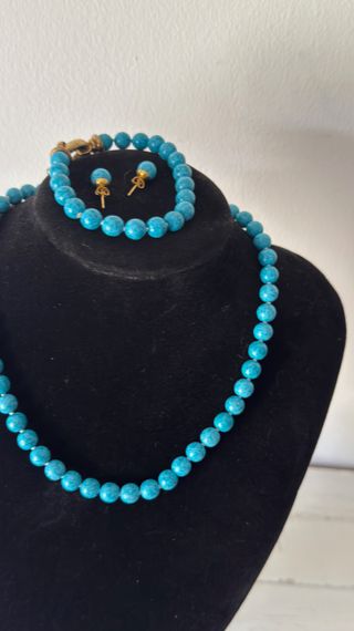 Conjunto collar, pulsera y pendientes azul