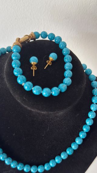 Conjunto collar, pulsera y pendientes azul