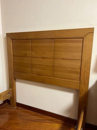 Cabecero y Estructura de Cama de Madera