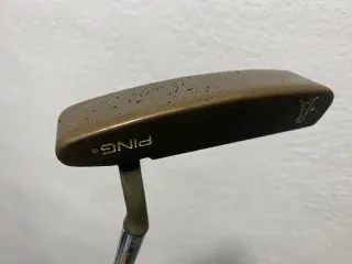 Set di mazze da golf Callaway e TaylorMade