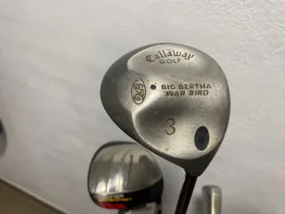 Set di mazze da golf Callaway e TaylorMade