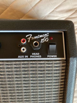 Amplificador Fender Frontman 15G