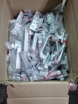 70 Manetas Puerta Aluminio Plata