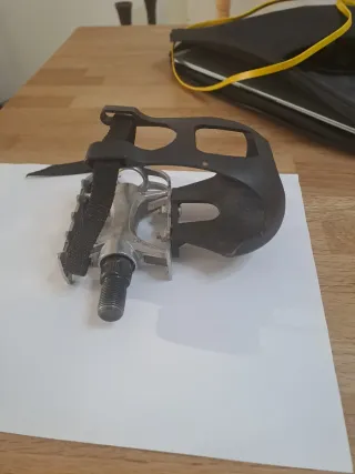 Pedal Izquierdo Bicicleta Spinning Cecotec