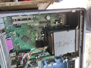 Dell Optiplex 210L Desktop Computer