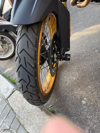 Neumáticos Voge 900DSX Delantero y Trasero