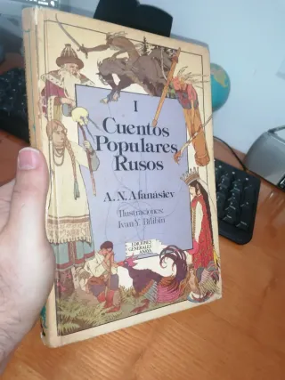Libro: I CUENTOS POPULARES RUSOS A.N. Afanásiev