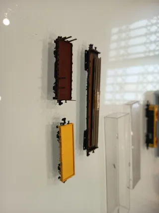 Locomotora 269, vagón mercancía, grúa y vagón