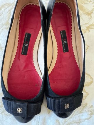 Bailarinas CH Negras Piel Charol y Lazos