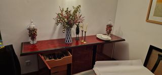 Mueble de salón madera y cristal