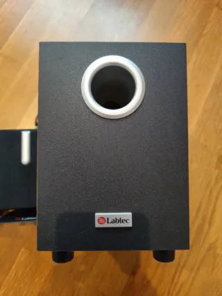 Altavoces Labtec PC Negros y Plateados