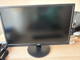 2 Pantallas AOC y Acer + Teclado