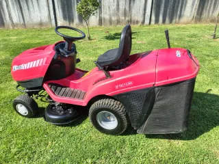 Tractor cortacésped Efco EF92