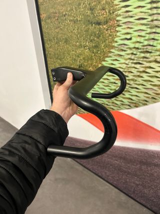 Manillar de carbono integrado