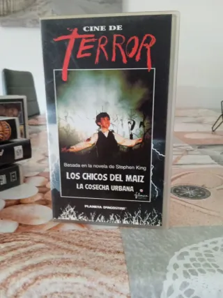 VHS Los Chicos del Maíz: La Cosecha Urbana