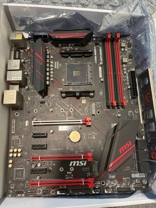 Placa Base MSI X470 Gaming Plus + Disipador M2 Arc
