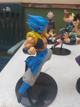 Figura Dragon Ball Gogeta Blue