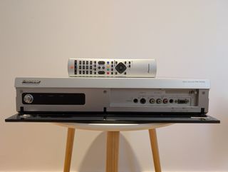 Pioneer PDP-435PE + PDP-R05XE + Soporte PDK-WM01