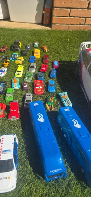 Lote de coches de juguete