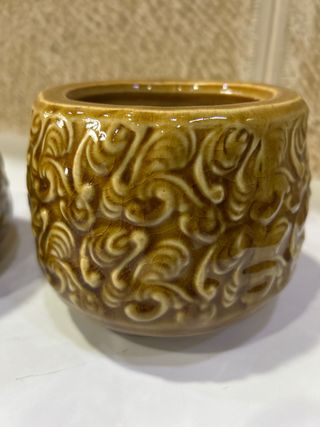 Lote 3 macetas cerámica con relieve