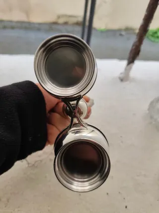 Vinagrera antigua de plata y cristal