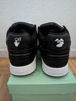 Off-White Zapatillas Blancas y Negras Talla 44